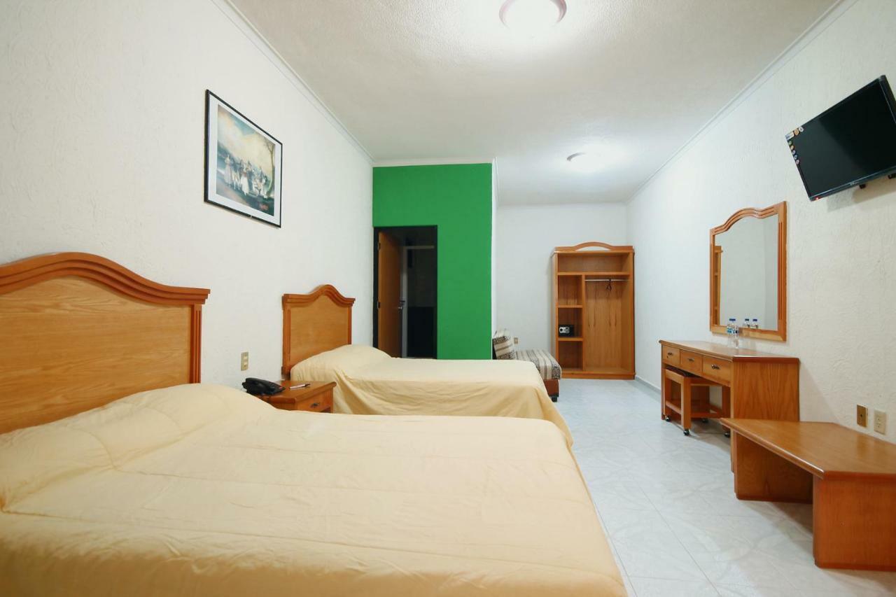 Zitácuaro Hotel El Conquistador Monarca. מראה חיצוני תמונה