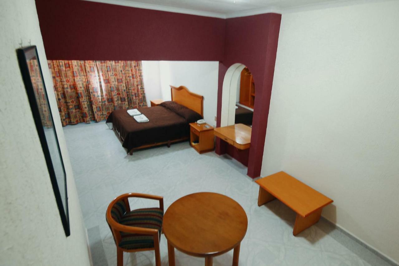 Zitácuaro Hotel El Conquistador Monarca. מראה חיצוני תמונה