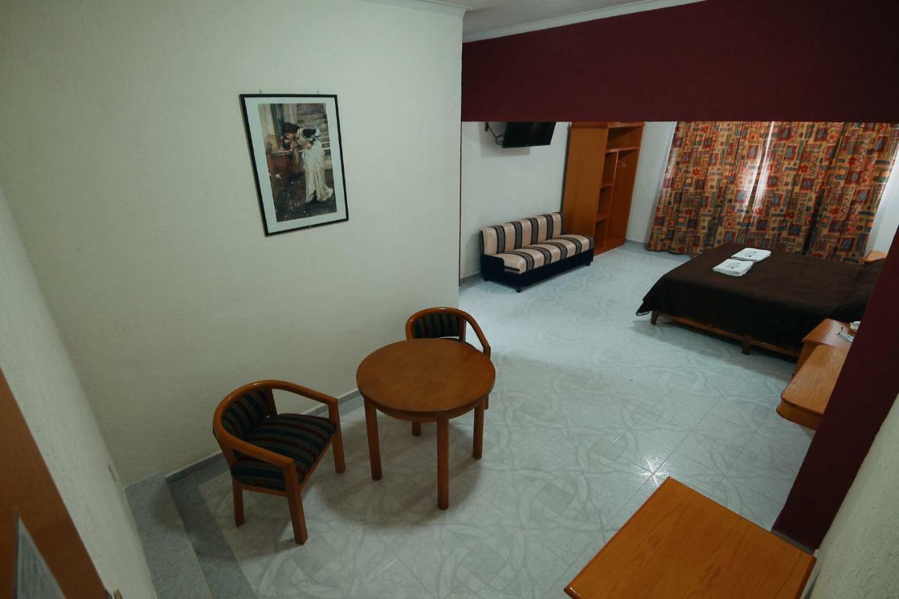 Zitácuaro Hotel El Conquistador Monarca. מראה חיצוני תמונה