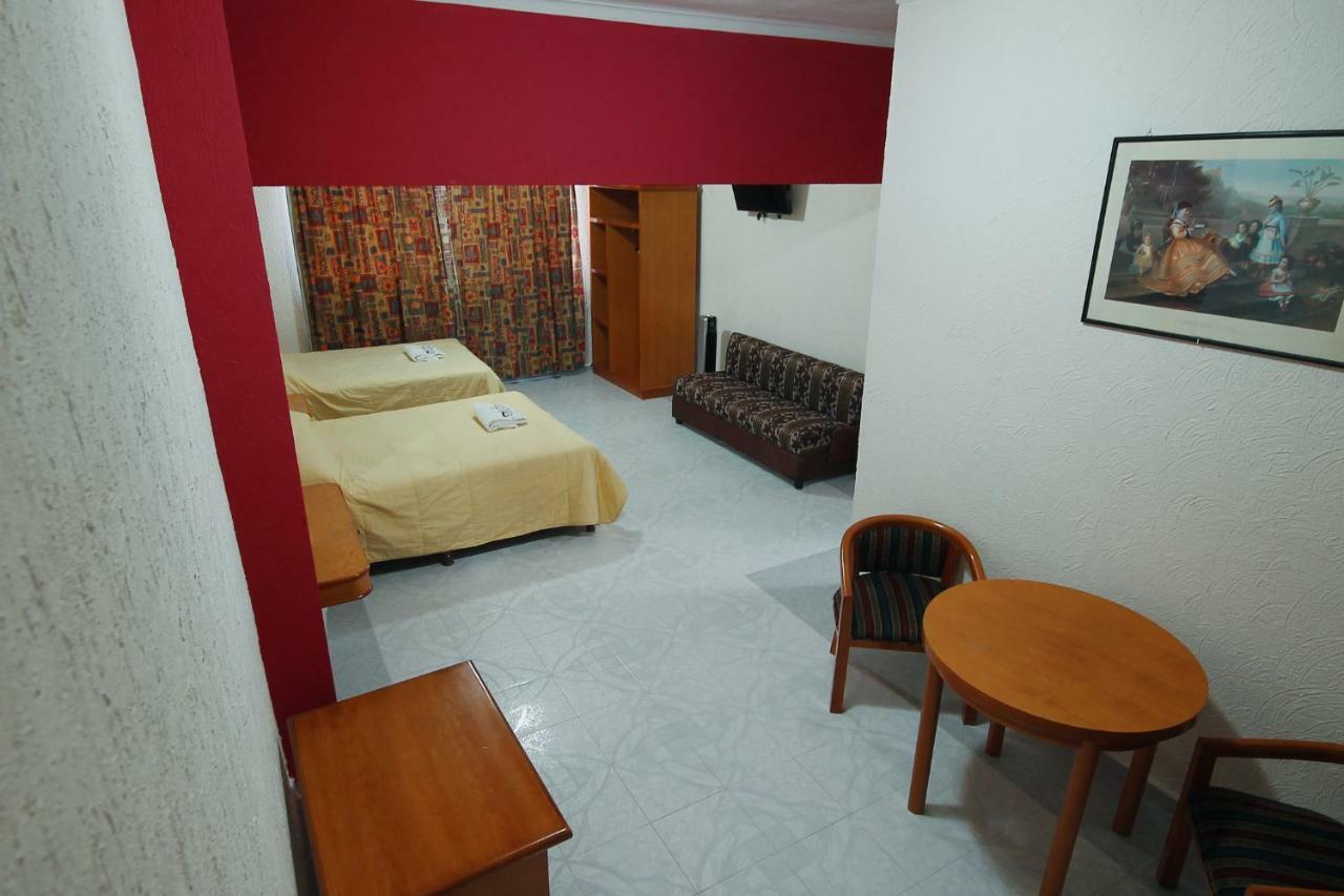 Zitácuaro Hotel El Conquistador Monarca. מראה חיצוני תמונה